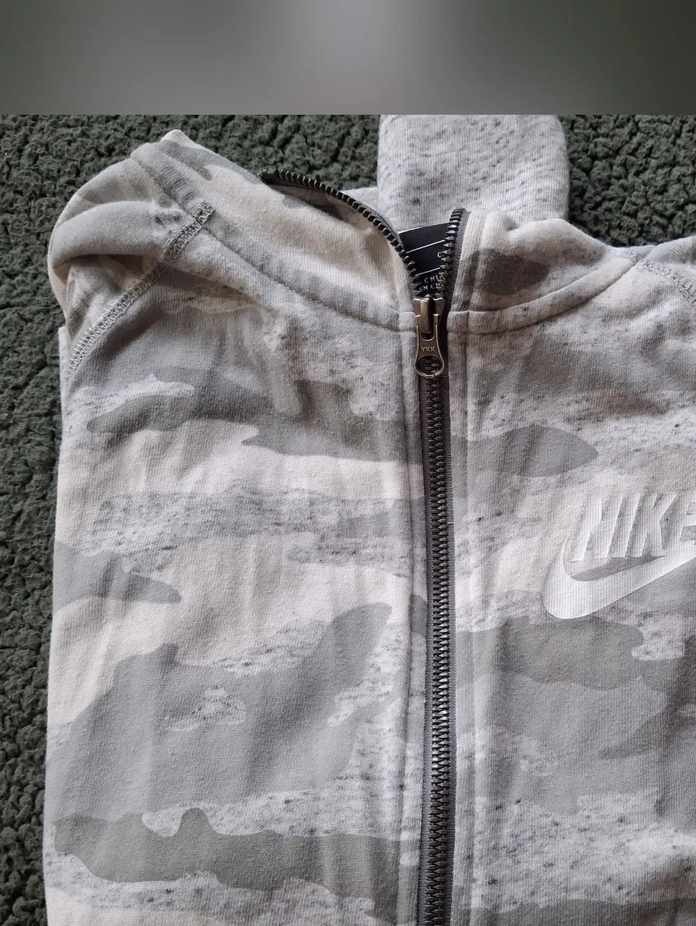 Nike Womens Thin Camouflage Jacket